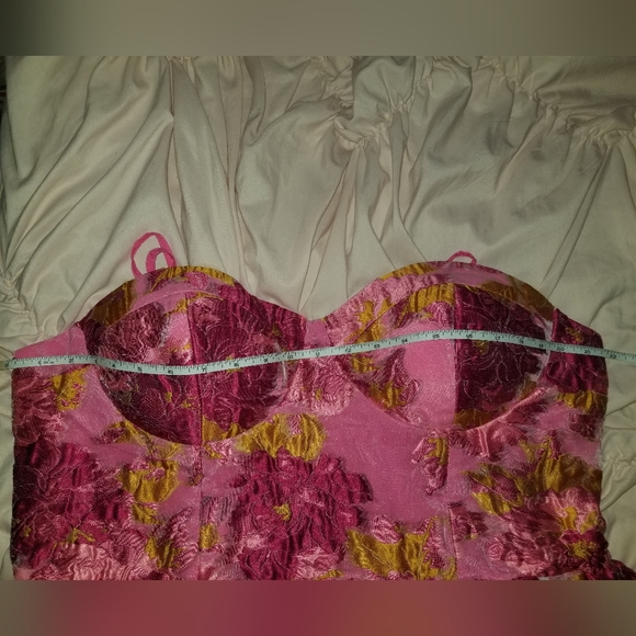 Showpo Brailey Floral Bustier Dress New With Tags - Picture 7 of 9